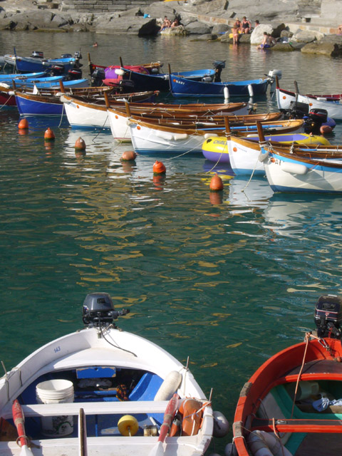 0107_Boats_Vernazza