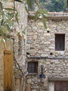 0544_Stone_house